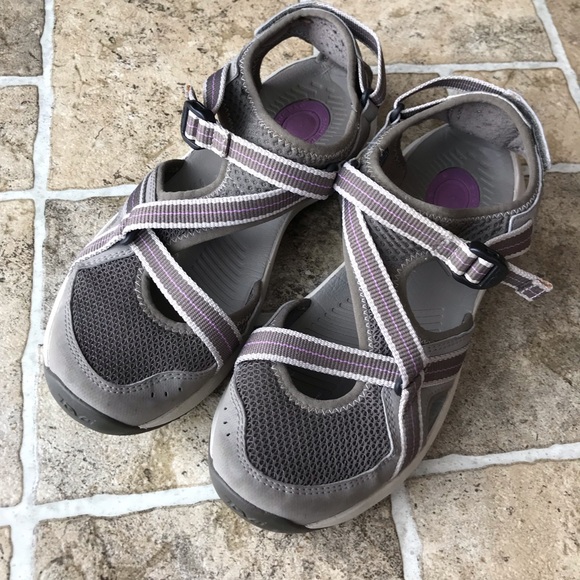 teva ewaso sandals